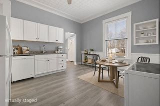 275 Market St B, Rockland, MA 02370