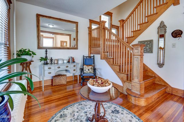 245 Brookside Avenue, Amsterdam, NY 12010