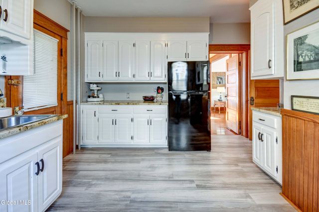 245 Brookside Avenue, Amsterdam, NY 12010