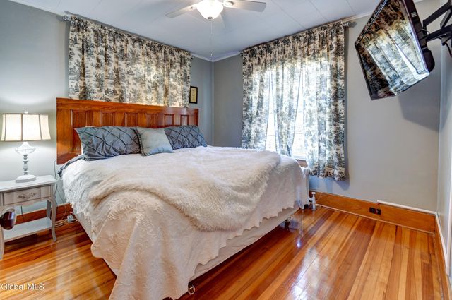 245 Brookside Avenue, Amsterdam, NY 12010