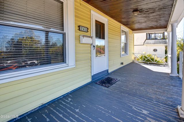 245 Brookside Avenue, Amsterdam, NY 12010