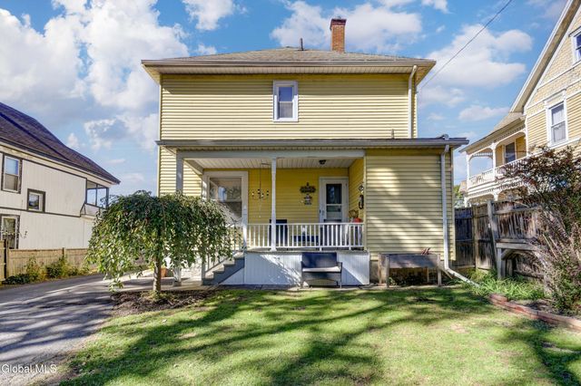 245 Brookside Avenue, Amsterdam, NY 12010