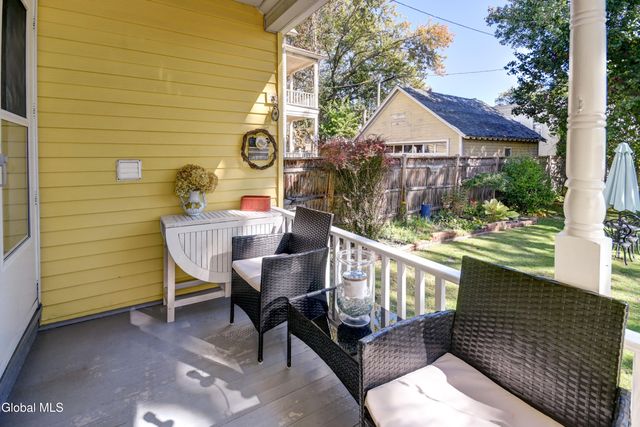 245 Brookside Avenue, Amsterdam, NY 12010