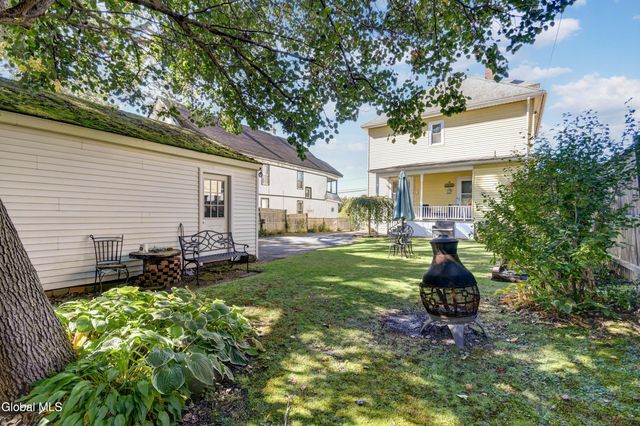 245 Brookside Avenue, Amsterdam, NY 12010