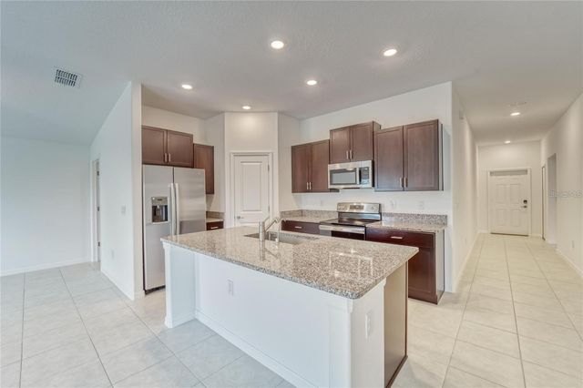 5514 BLUE AZURE DRIVE, Wimauma, FL 33598