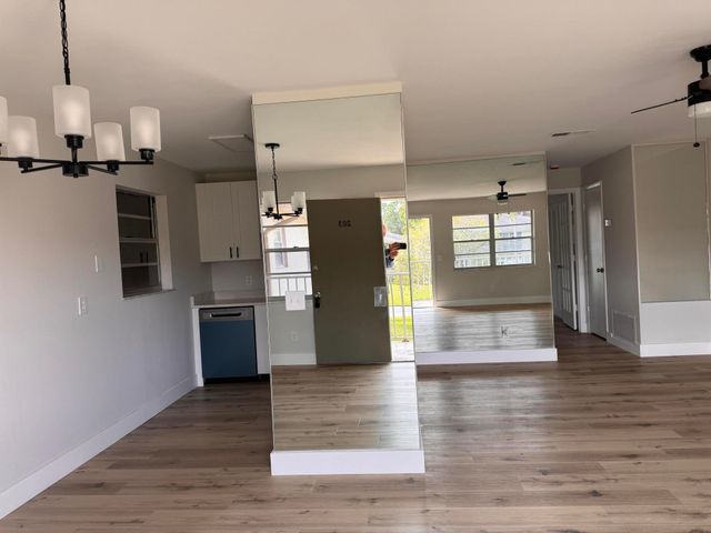 12 Lake Vista Trl Apt 203, Port St Lucie, FL 34952