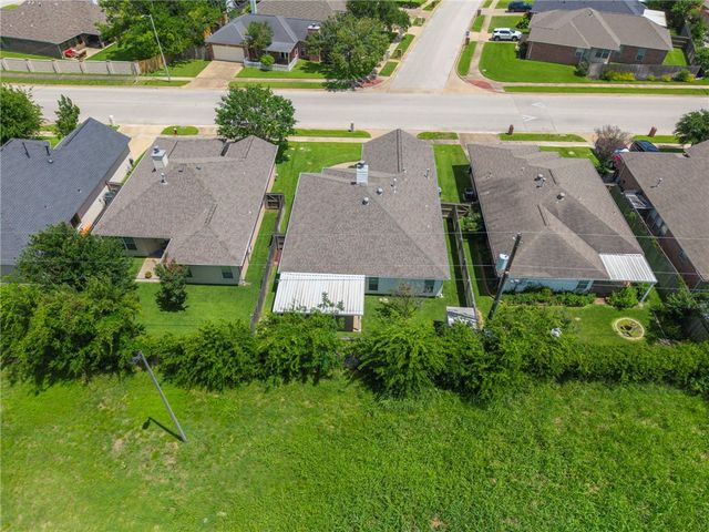 2637 Trophy Drive, Bryan, TX 77802