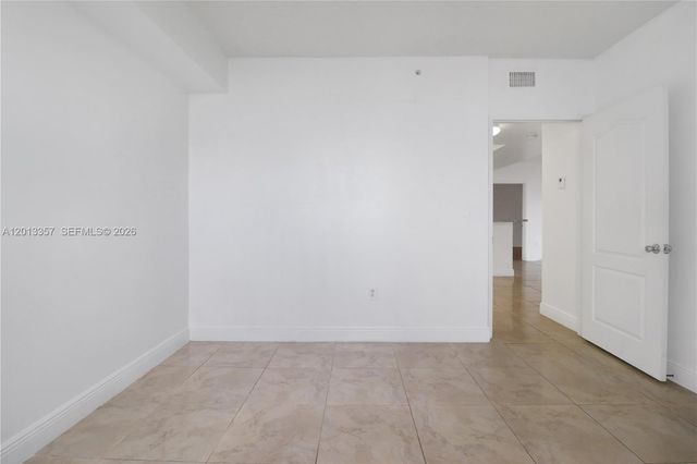 5085 NW 7th St 601, Miami, FL 33126