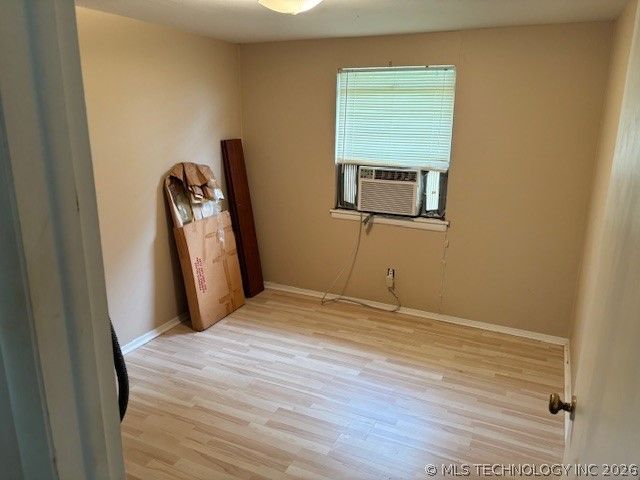 5827 Sandra, Kingston, OK 73439