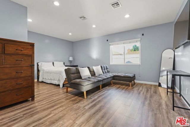 10236 S 1st Avenue, Inglewood, CA 90303