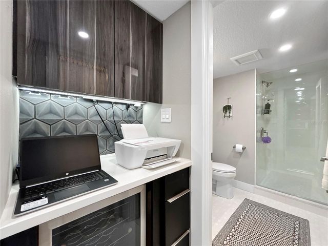 101 S GULFSTREAM AVENUE AVENUE 9C, Sarasota, FL 34236