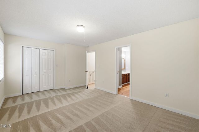 35 Willow Bridge Drive, Durham, NC 27707