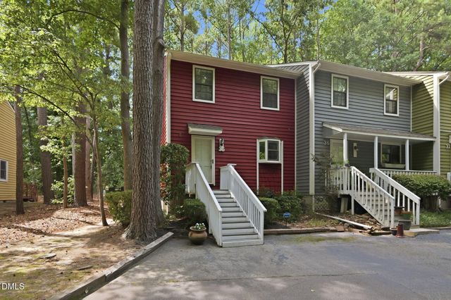 35 Willow Bridge Drive, Durham, NC 27707