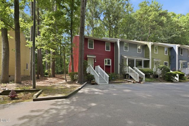 35 Willow Bridge Drive, Durham, NC 27707