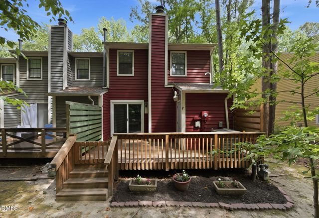 35 Willow Bridge Drive, Durham, NC 27707