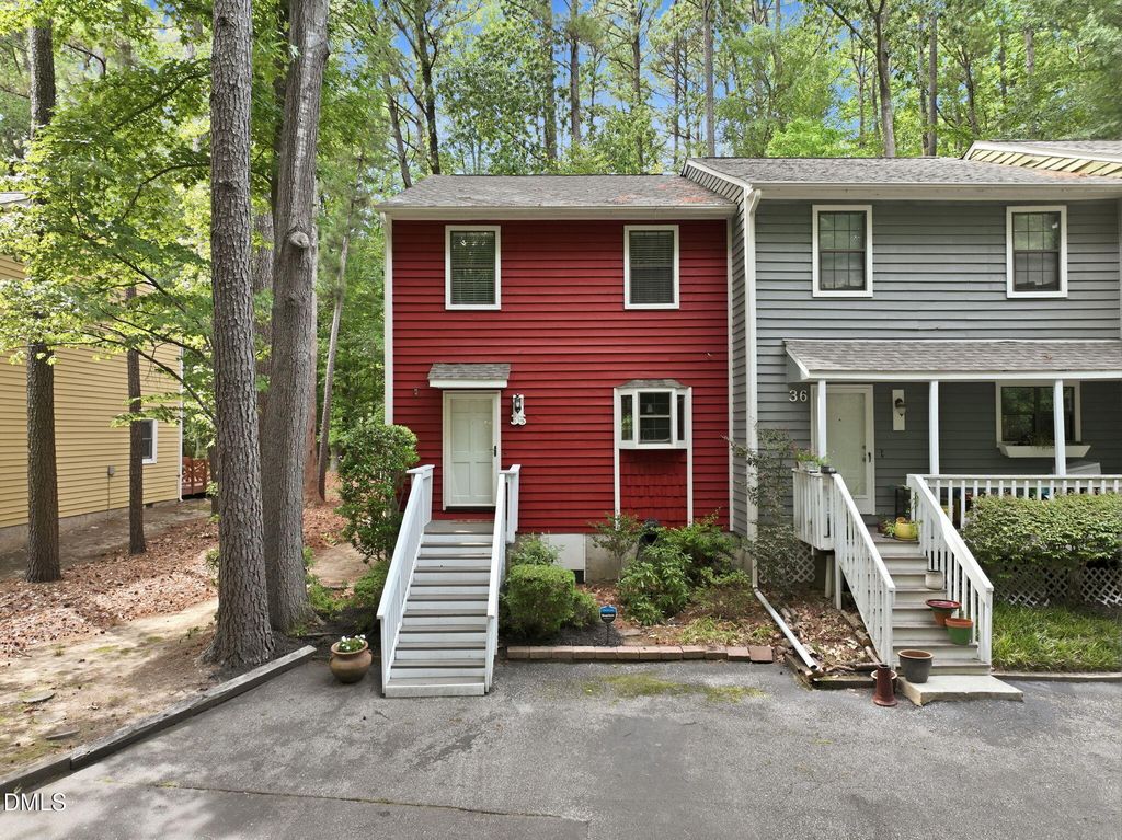 35 Willow Bridge Drive, Durham, NC 27707