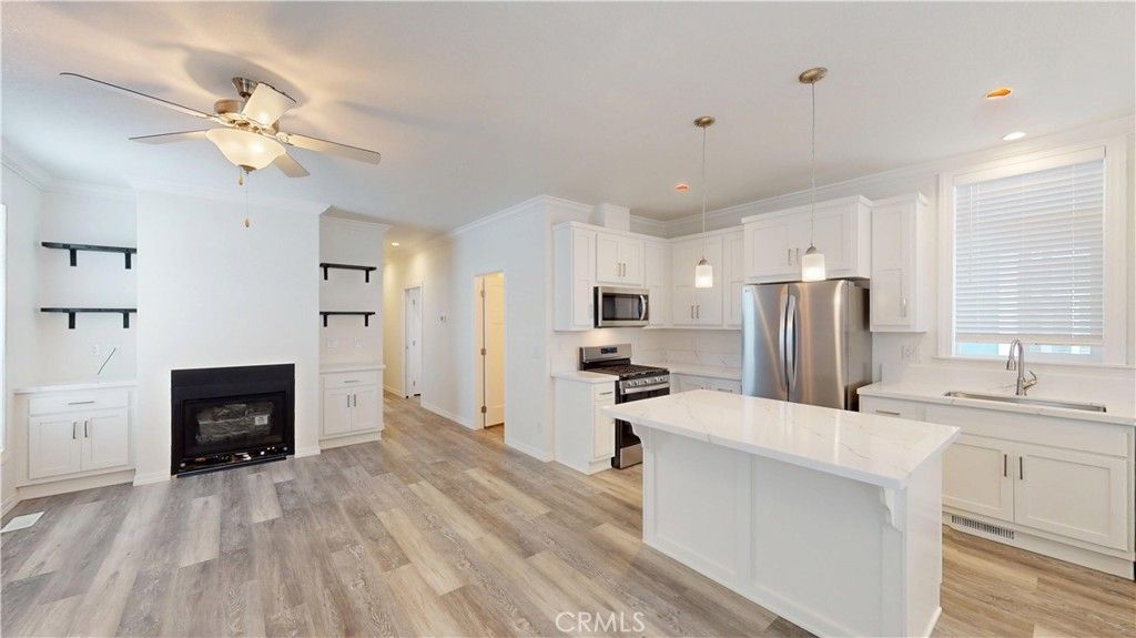 903 W 17TH Street 24, Costa Mesa, CA 92627 — photo 3