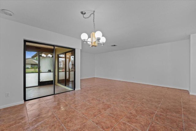 6138 Elsinore Circle, Greenacres, FL 33463