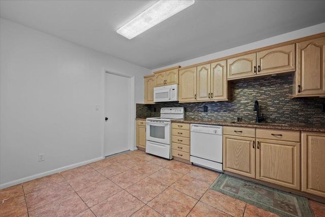 6138 Elsinore Circle, Greenacres, FL 33463