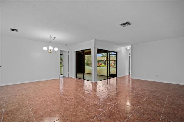 6138 Elsinore Circle, Greenacres, FL 33463
