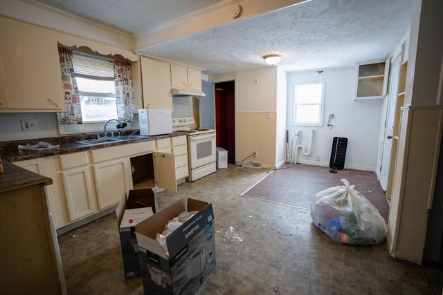 5017 Christiansen Road, Lansing, MI 48910