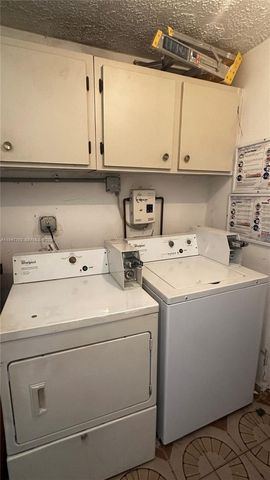 732 Moffett St 4A, Hallandale Beach, FL 33009