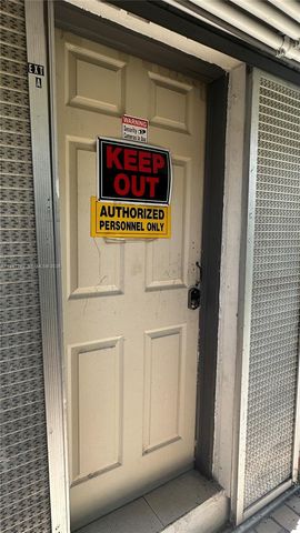 732 Moffett St 4A, Hallandale Beach, FL 33009