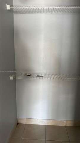 732 Moffett St 4A, Hallandale Beach, FL 33009