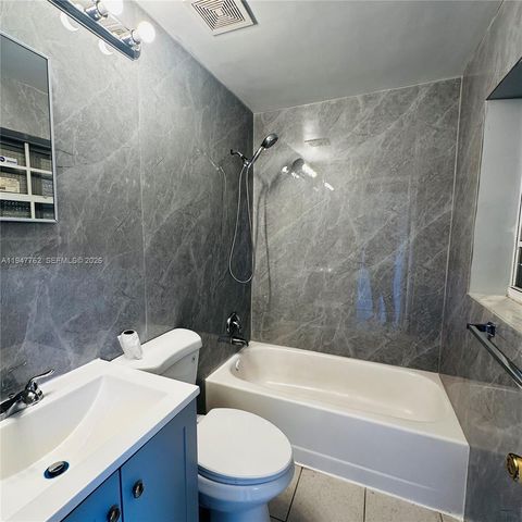 732 Moffett St 4A, Hallandale Beach, FL 33009