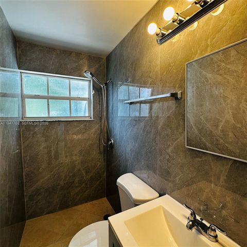 732 Moffett St 4A, Hallandale Beach, FL 33009