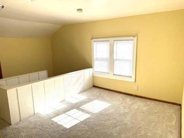 1350 N 55th STREET, Milwaukee, WI 53208