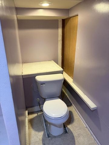 1350 N 55th STREET, Milwaukee, WI 53208