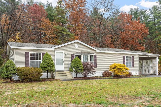 34 Dianne Street, Nashua, NH 03062