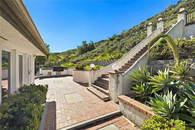 11031 Meads, Orange, CA 92869