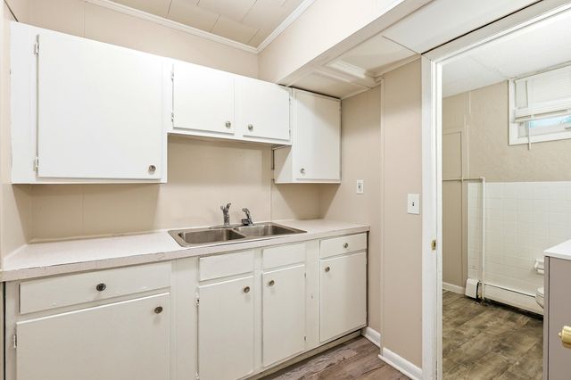 514 Hanover Street, Manchester, NH 03104