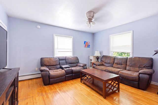 514 Hanover Street, Manchester, NH 03104