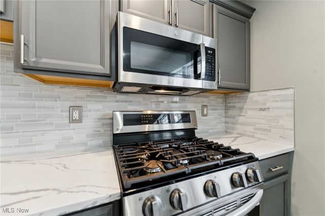 2601 Sherwood Drive, Lorain, OH 44053