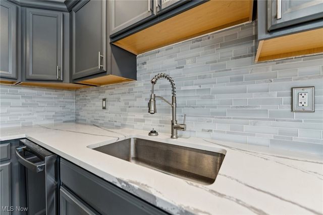 2601 Sherwood Drive, Lorain, OH 44053