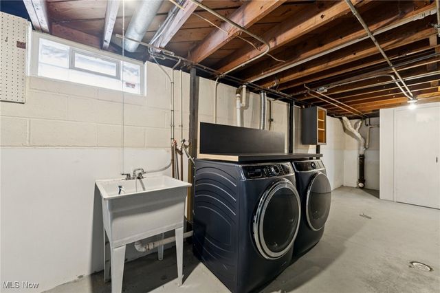 2601 Sherwood Drive, Lorain, OH 44053