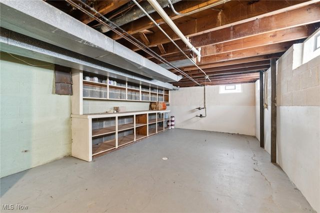 2601 Sherwood Drive, Lorain, OH 44053