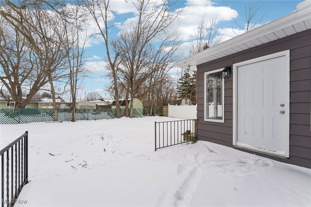 2601 Sherwood Drive, Lorain, OH 44053