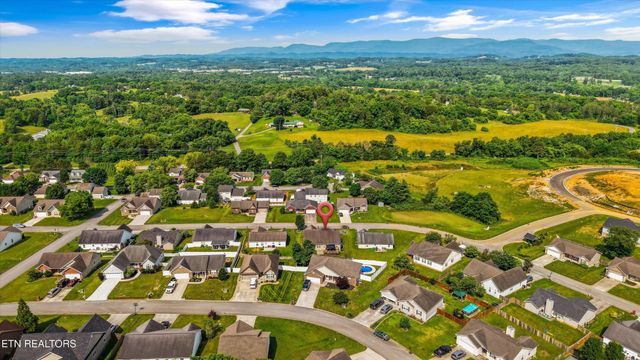118 Cornerstone Circle, Clinton, TN 37716