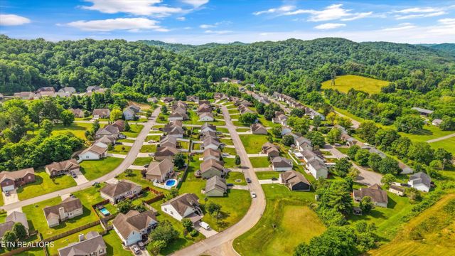 118 Cornerstone Circle, Clinton, TN 37716
