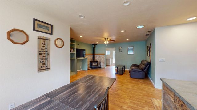551 Ascella Dr, Diamond Springs, CA 95619