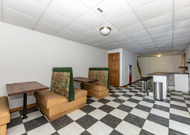 3527 12th Avenue, Moline, IL 61265