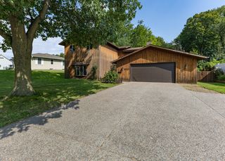 3527 12th Avenue, Moline, IL 61265