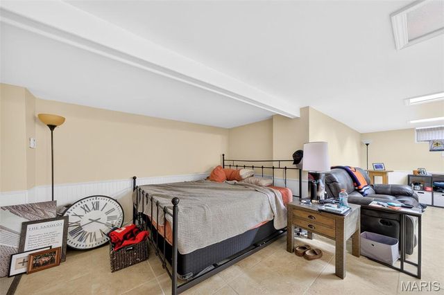 10201 Midland Boulevard, Overland, MO 63114