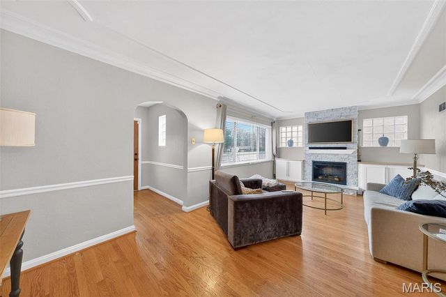 10201 Midland Boulevard, Overland, MO 63114