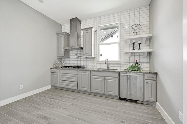 10315 Fountain Shore Drive, Missouri City, TX 77459