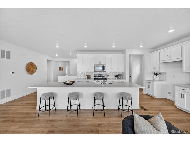 17085 W 92nd Loop, Arvada, CO 80007